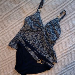 [Coco Reef] Snake Print Tankini • 36D Top • Large